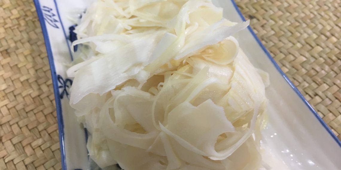Cách muối măng chua tại nhà